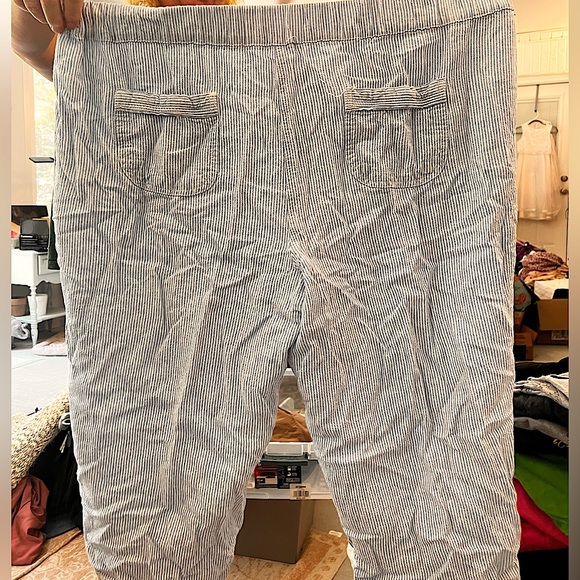 25% off listed price. Plus size capri summer pants. Light blue striped - Picture 2 of 3